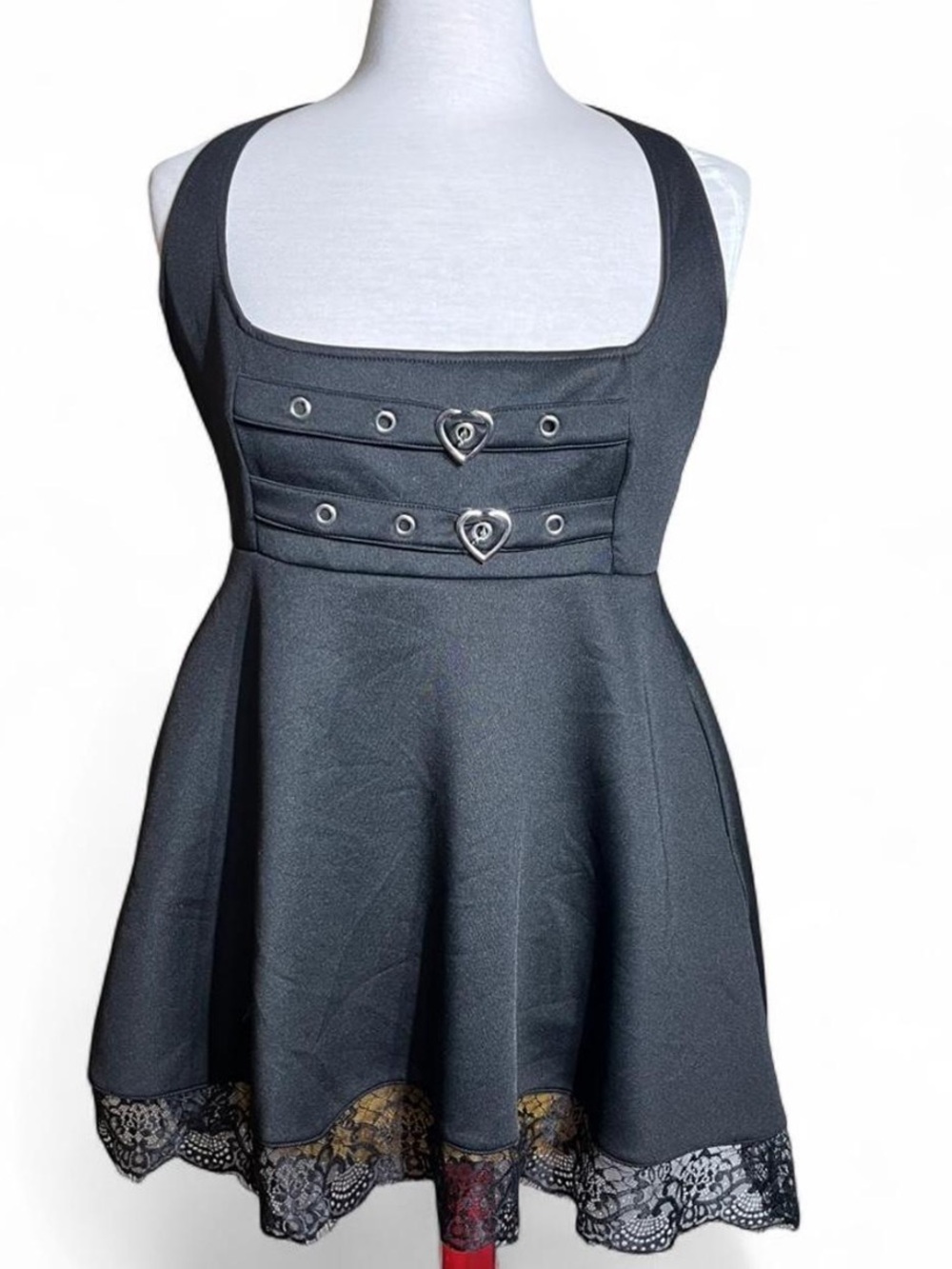 Black Lace-Hem Sweetheart Buckle Mini Dress